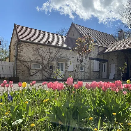 Domaine Les Bertrands Bed & Breakfast Couches Exterior photo