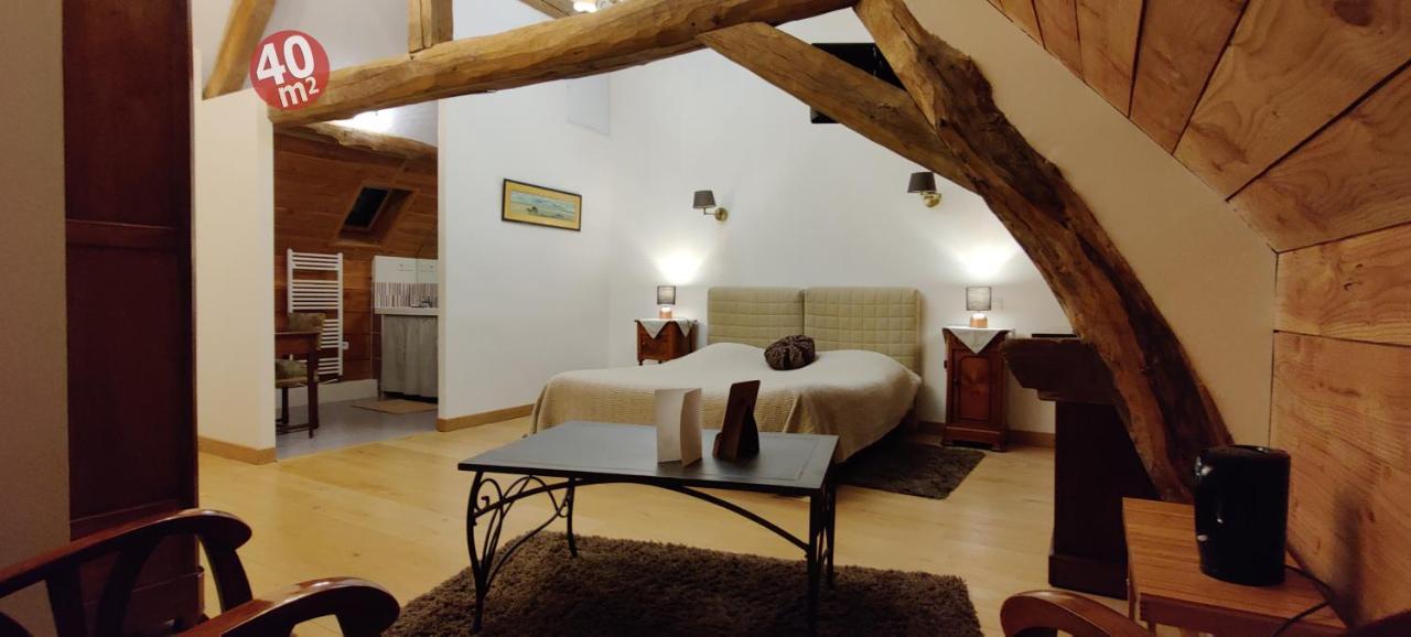 Bed & Breakfast Domaine Les Bertrands Couches